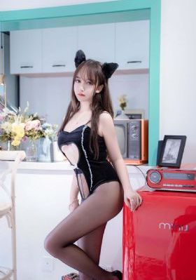 不正经的魔术讲师和魔术教典
