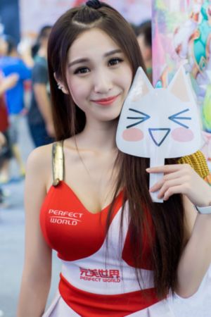 摸胸摸下面