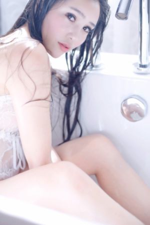 年轻的阿姨4