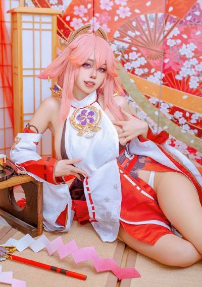 八头身美女